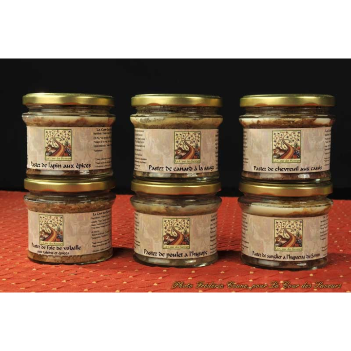 Lot de 6 terrines médiévales